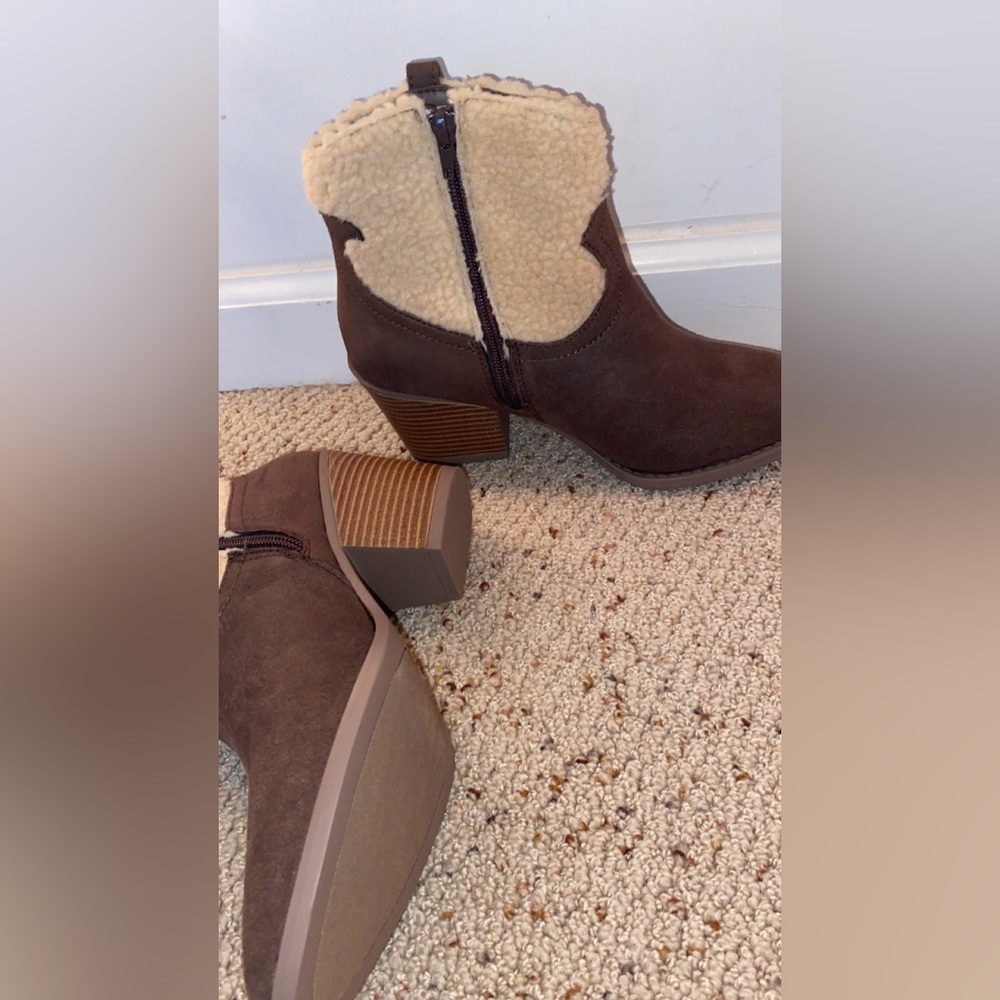 Brand new sugar cowgirl boots